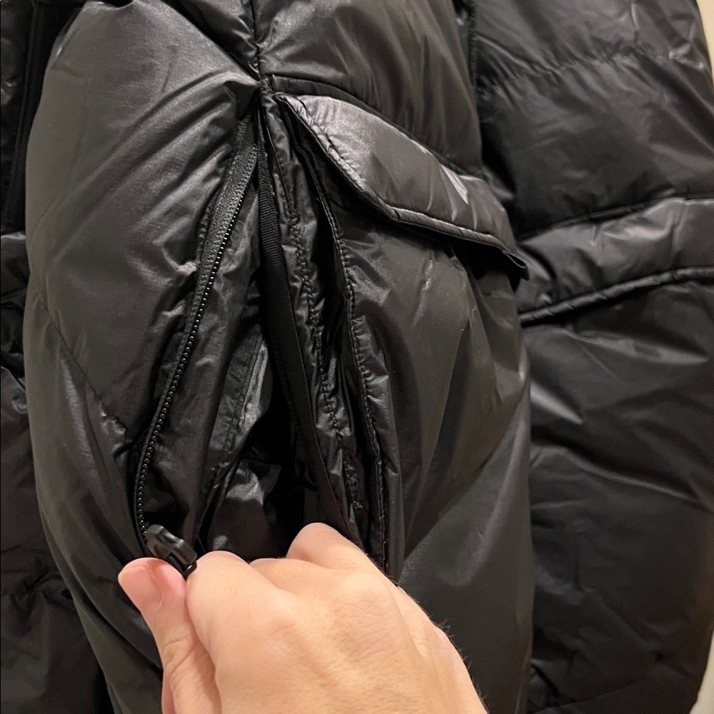 Mountain Hardwear Phantom Zero Parka XL 
BRAND NEW WITH TAGS - Picture 15 of 16